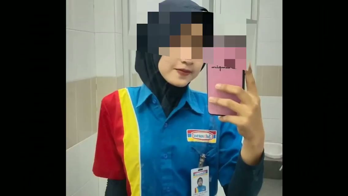 Viral pegawai indomaret ngewe di basement