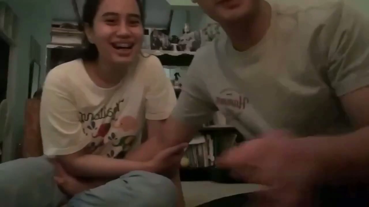 ewe anak tetangga hampir ketahuan - DoodStream.mp4