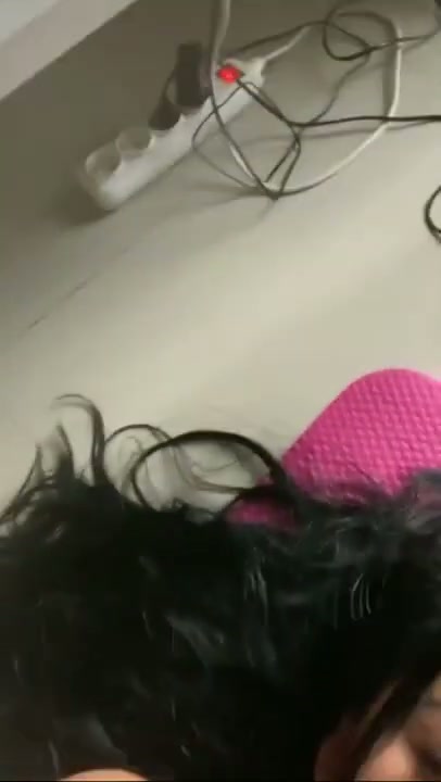 Capek Abis GYm Neysa Alina