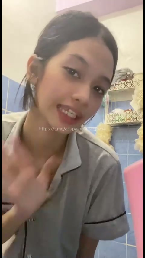 Abg sedang memanjakan diri