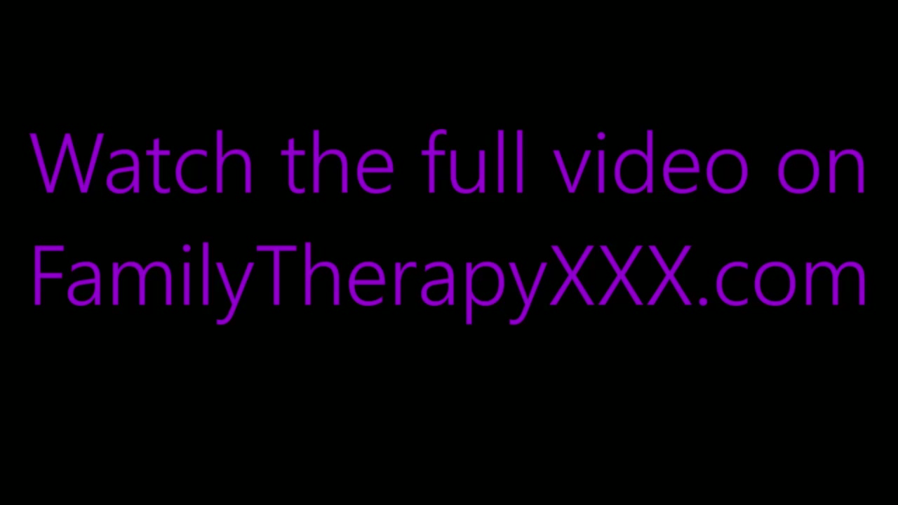 Step Sis Comes to Stay - Zoey Uso - Fam Therapy - Alex Adams Porn Video.mp4