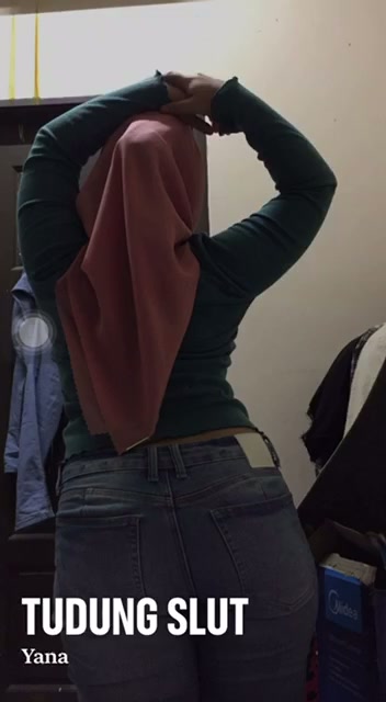 Yana cewek Malay tudung