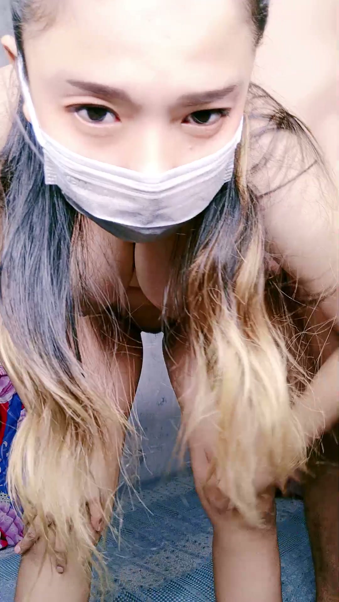 MBAK ANITA ADA TAMU LANGGANAN PULANG GAWE MAU NYAWER MMEW.