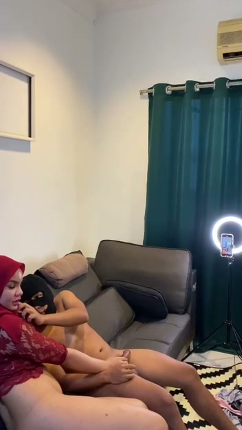 Hijab Kacamata Cute 05