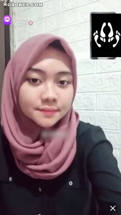 VCS Berbayar Sherly Jilbab Hitam Melet Sange Pamer Susu - AVTub.mp4