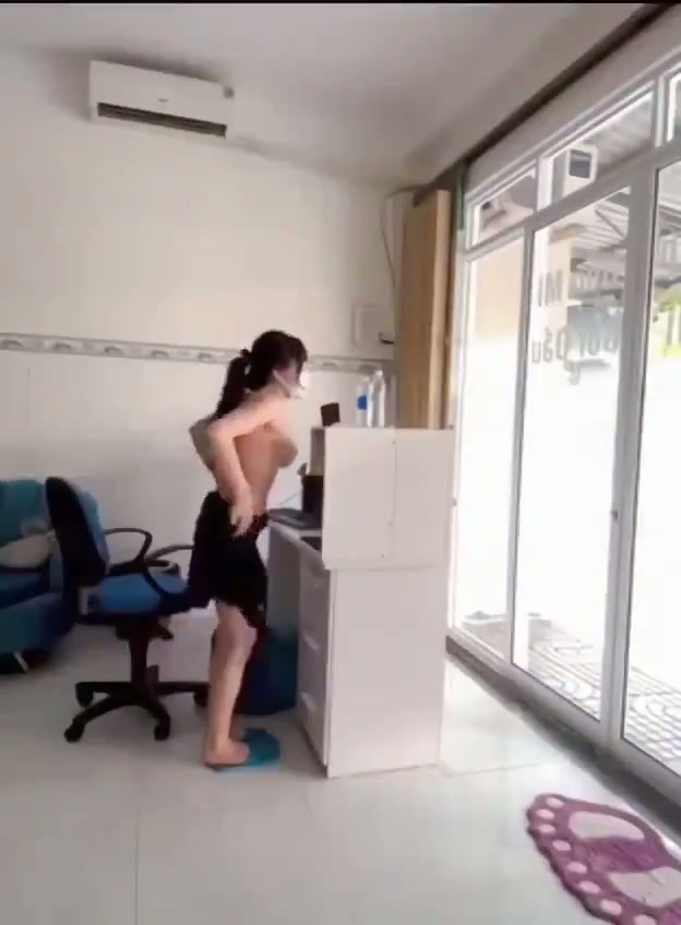 Cewe cina body mulus