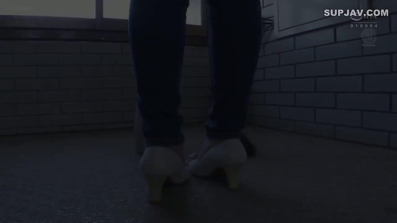 Jav Sub Indo - Istri Selingkuh Bercinta sambil telponan sama suami – Ohana Non 095_JUQ-874.mp4