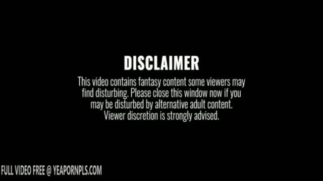 Bokep Barat Lagi Telpon Di Sodok Dari Belakang