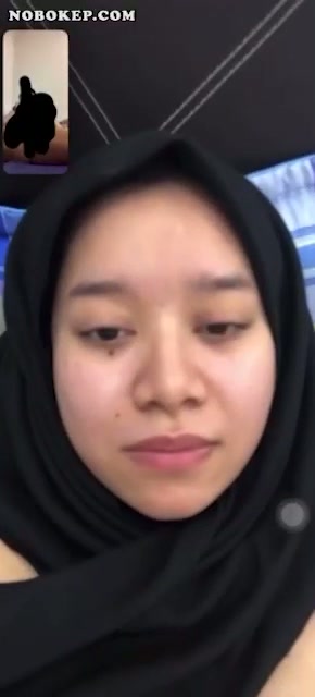 VCS Mahasiswi Hijab Ajakin Crot Bareng.mp4