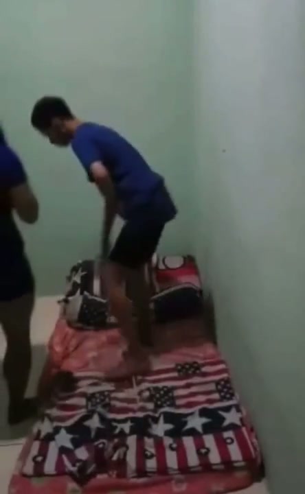 Tante ngajarin tetangga ngew3.mp4