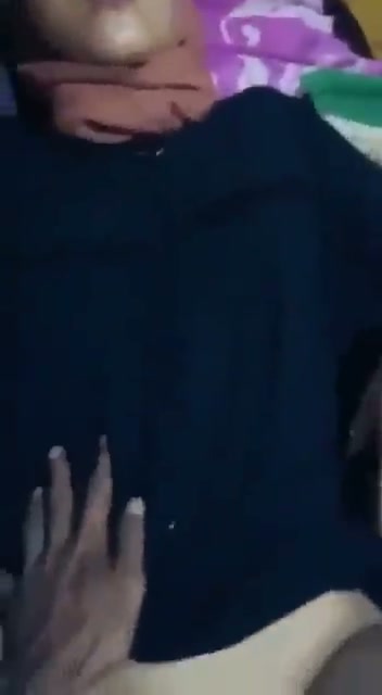 Tukang Kuli Kontol Gede Ngewe Sama Ponakan Sendiri