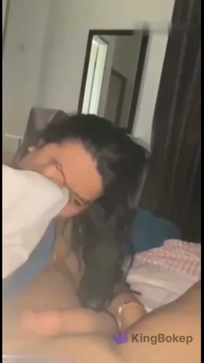 Video Binor Hijab Hobinya Selingkuh di Mobil KingBokep.mp4