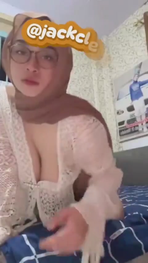 update terbaru bu guru salsa 21.mp4