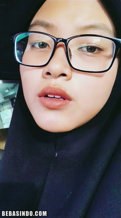 BOKEP INDO JILBAB POLOS DIREKAM.mp4