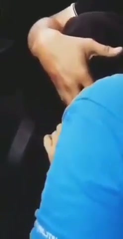 Hijab di mobil - PoopHD - DoodStream.mp4