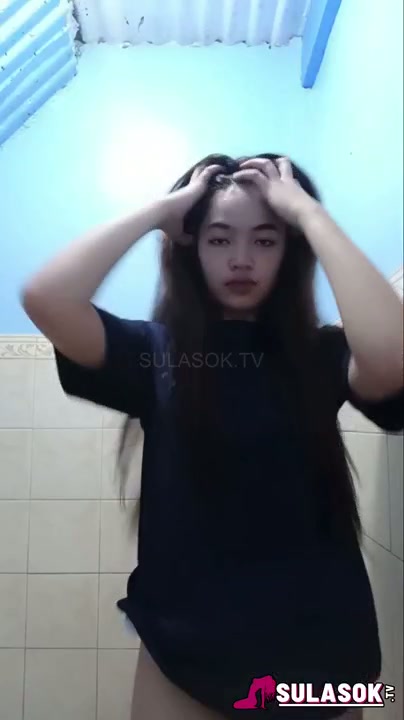 Abg cantik pamer lekukan tubuh yang memancing