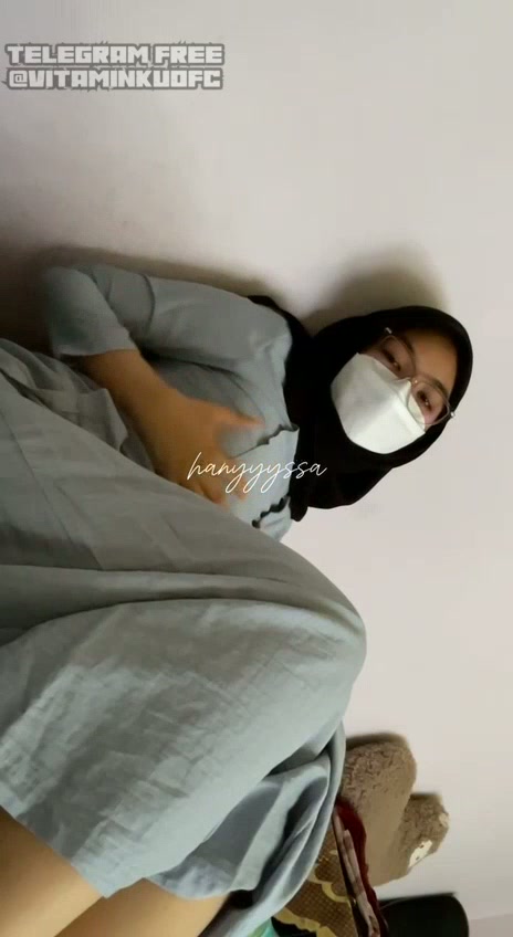 Hijab Hitam minta dikeluarin.mp4