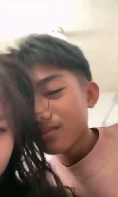 ABG Baru Pertama Kali Belajar Ngewe Susah Masuk - DoodStream