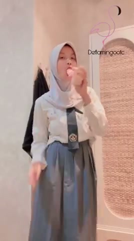 Cewek Jilbab SMA Main Dildo Pro Banget - - DoodStream