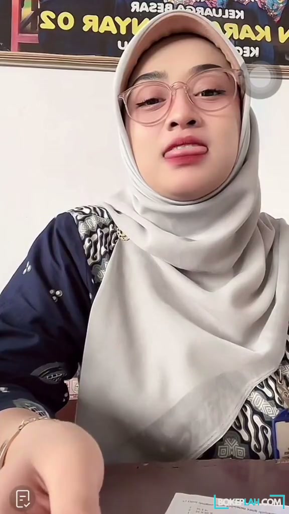 Bu guru salsa mode rapat guru.mp4