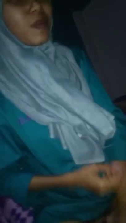 Elfira hijab hamil part 11