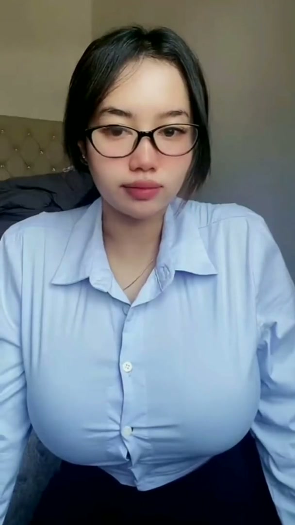 ×͜VID× 20240521 190206 - Kelapa Muda Elvara Caliva Makin Hari Makin Gede