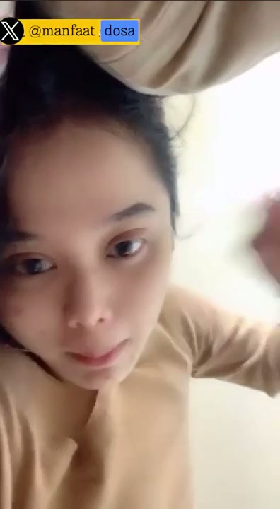 Viral Hijabi girl (3)