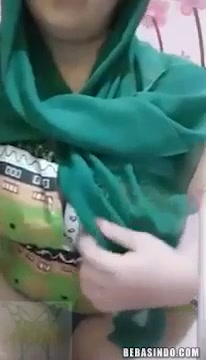 Bokep Indo Bu Haji Tobrut Hijab Hijau hijab jilbab kacamata milf pawg goyanglidah remastetek nyusu paizuri live pawg - BOKEPSIN