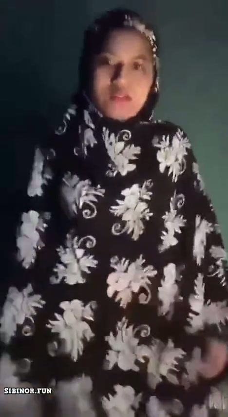 Dedek Jilbab Bunga Sange Pap Video Bugil Buat Pacarnya.mp4