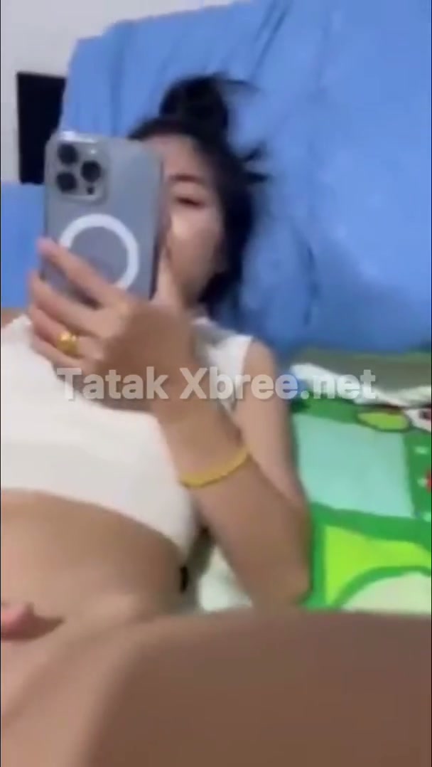 Abg becanda becanda sambil colmek