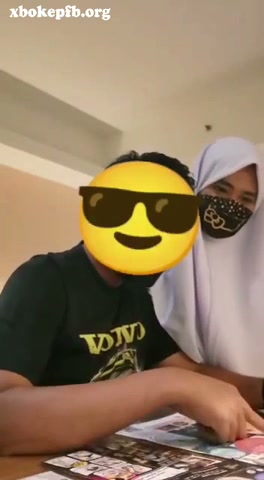 Guru selingkuh di hotel