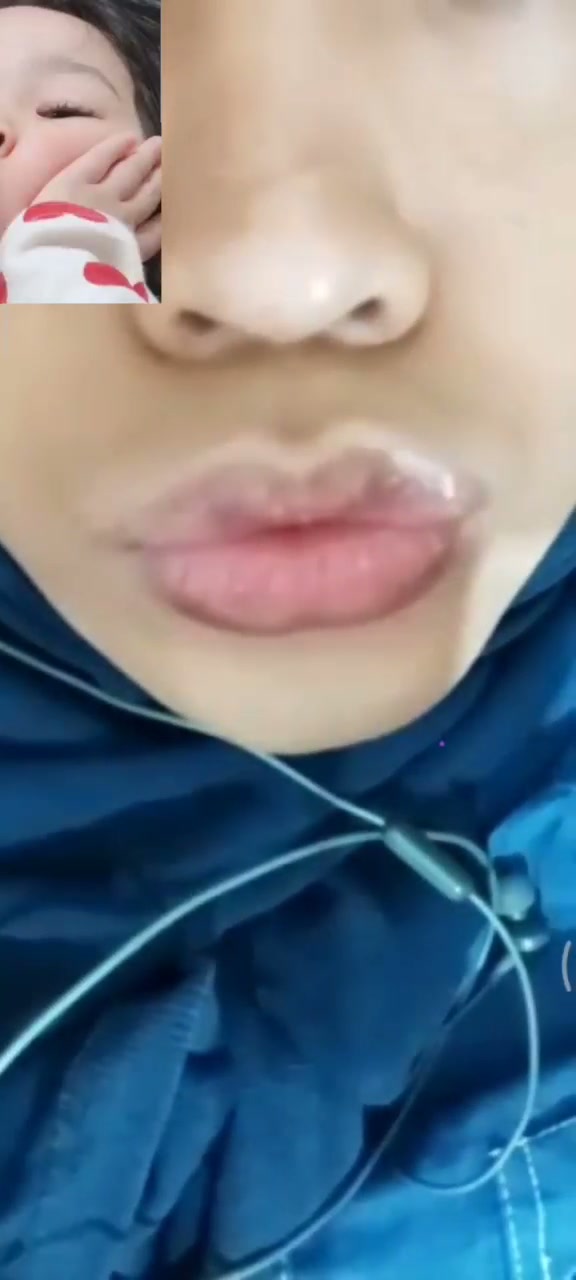 Jilbab biru lagi VCS, Video lainnya cek