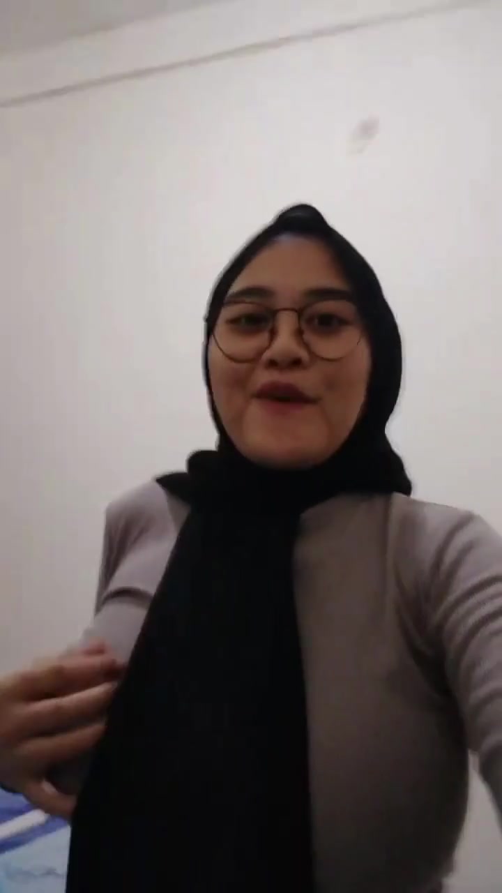 acha/Bokep Indo Acha Pakai Jilbab Toket Gede Montok