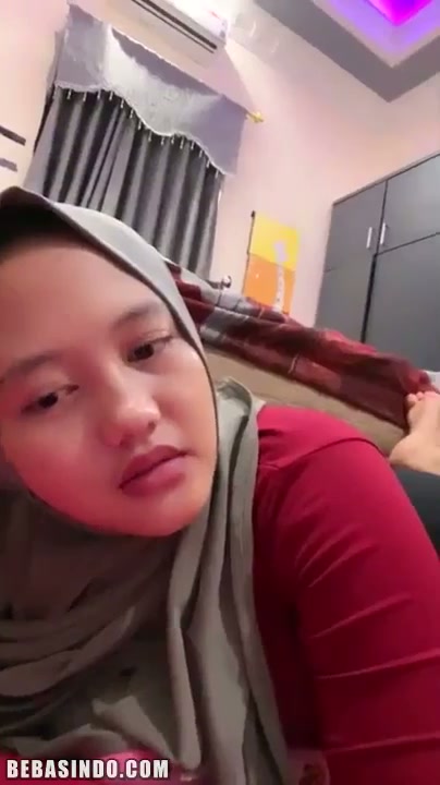 Hijab Binal Live Nyepong Kontol 2