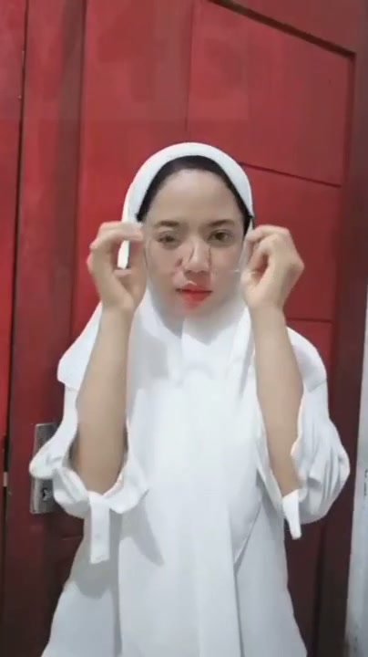 Abg jilbab pamer tetek bulet banget di kamar - DoodStream