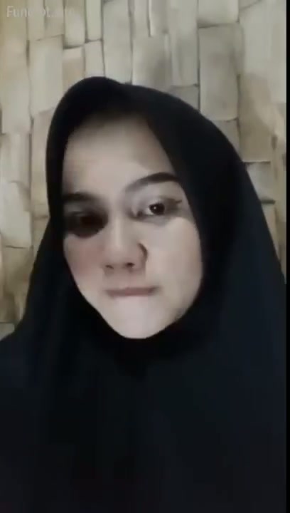 Hijab Tobrut Colemk Sampe Becek - pekobs