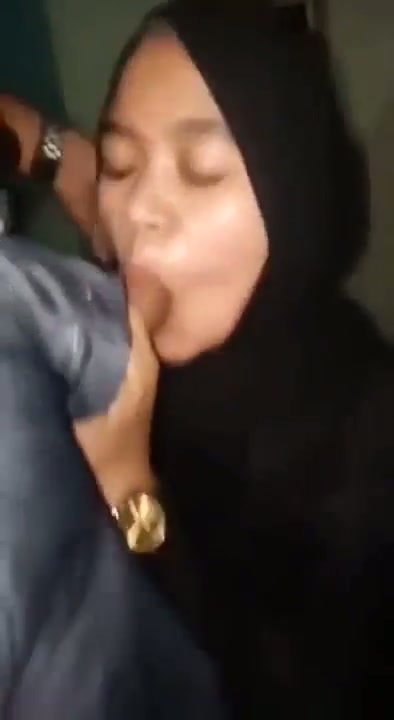Mahasiswi Berhijab Doyan Sepong dan Nelen Pejuh Dosen, Part 2 720p - DoodStream - DoodStream - DoodStream