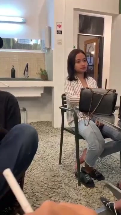 LAGI VIRAL KARENA NGEWE