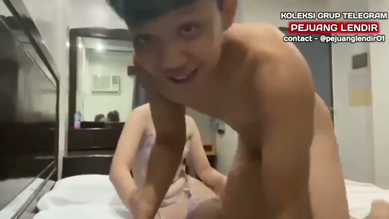 Bokep Indo Terbaru - ABG Ngentod sama pacar di kamar kos - Koleksi Pejuang Lendir