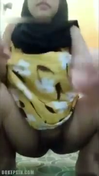 Bokep Indo Rayud Hijab Squirt Berkali Kali colmek kencing jilmek remastetek nyusu hijab jilbab ayamkampus milf esemah pawg - BOKEPSIN