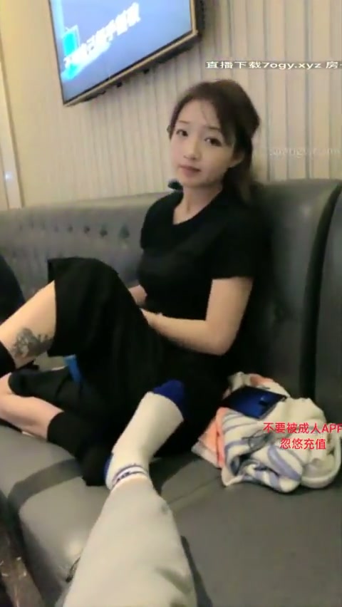 Ngewe di Room karaoke Sama LC - DoodStream