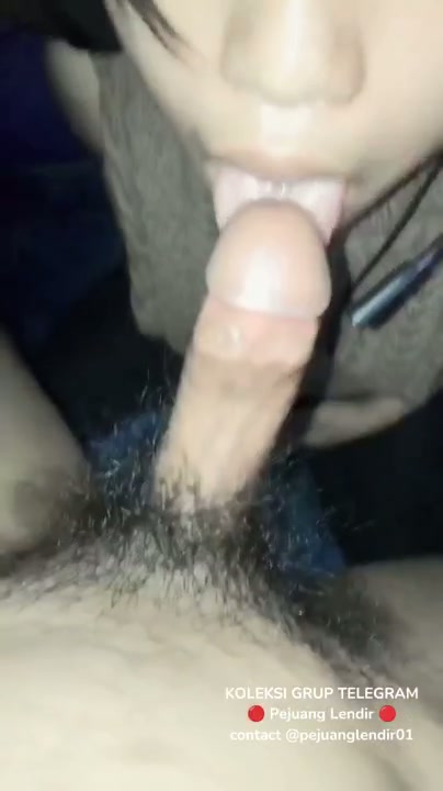 dede manis pulang sekolah langsung check in di hotel