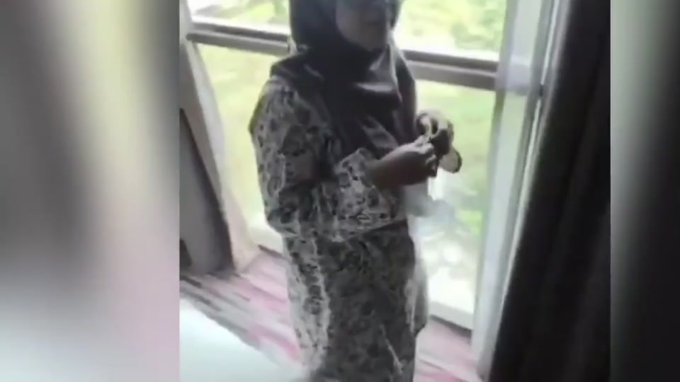 Ustadzah suka n93w3.mp4