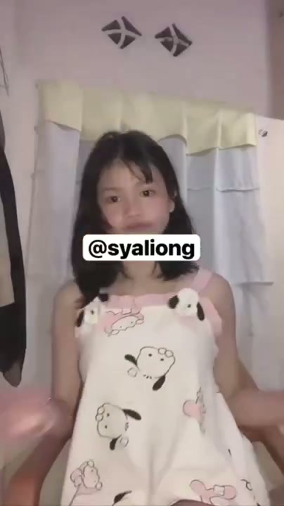 Syaliong 04 - PoopHD