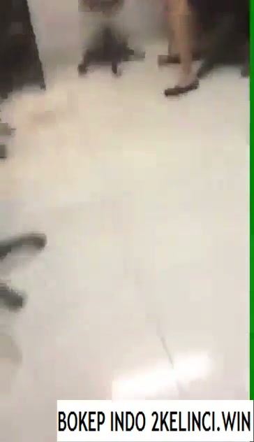 Penyanyi dangdut diperkosa berdua.mp4