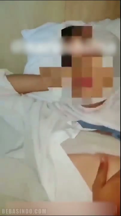 Ngewe cewe sma jilbab di hotel.mp4