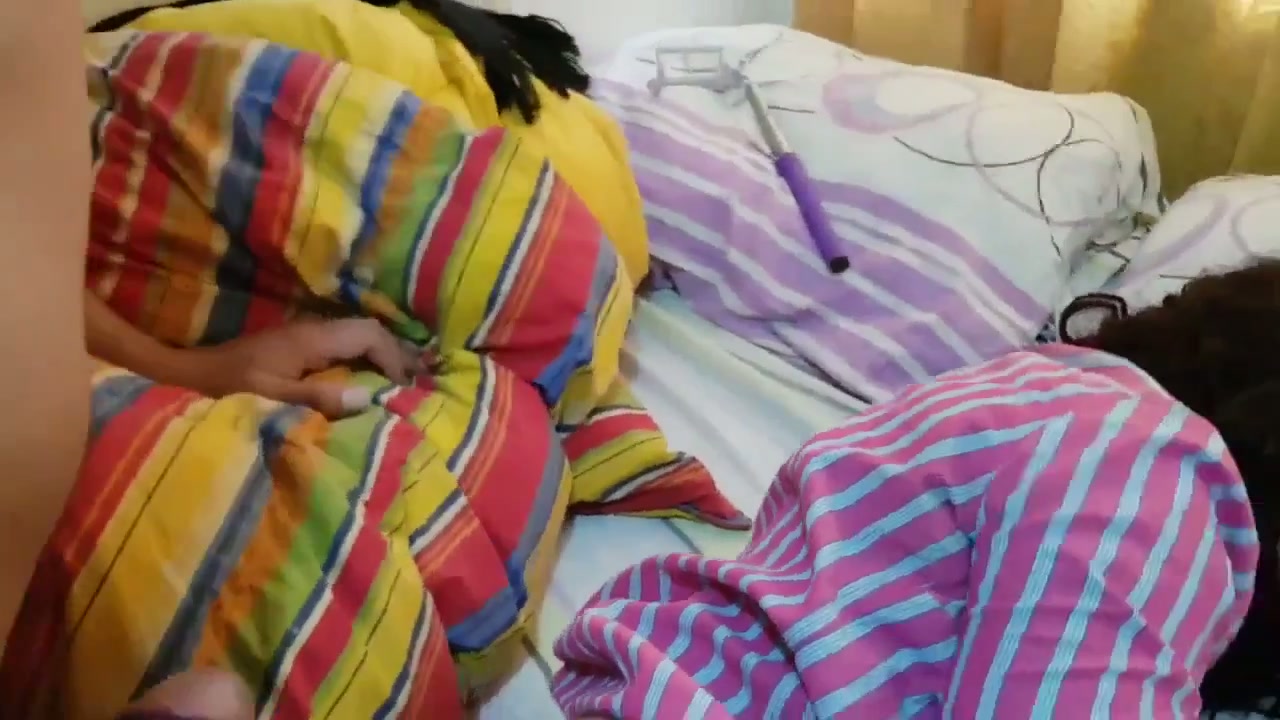 ABG semok crot pantat