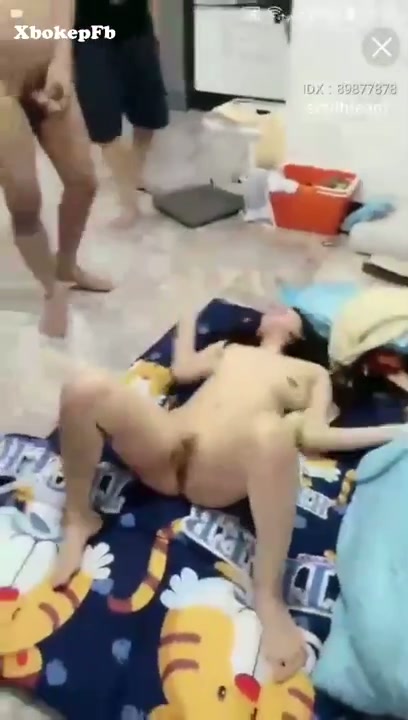 Bokep Mahasiswi Baru Pulang Kuliah Digangbang - XbokepFb