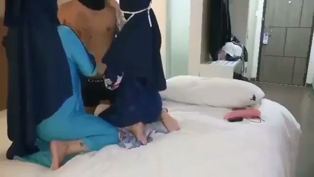 Threesome duo hijab - JAVSUBINDO COM-Streamtape com