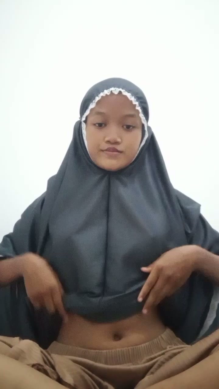 abg masih pake mukena 2